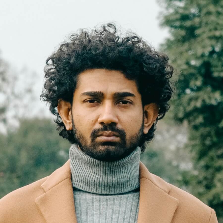 profile-atul-pandey-bAHBKJSTvm4-unsplash